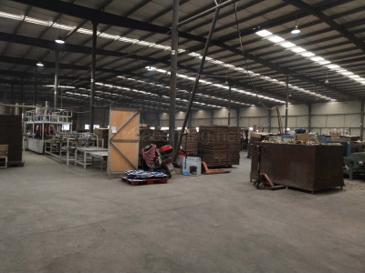 新都工业区标准钢构仓库5000平米，紧邻京昆高速