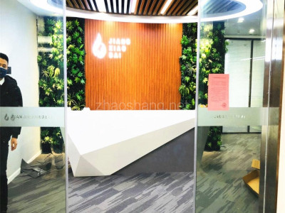 浙江杭州萧山区钱江世纪城写字楼出租，地铁直达，精装正电梯口双开门，随时看房