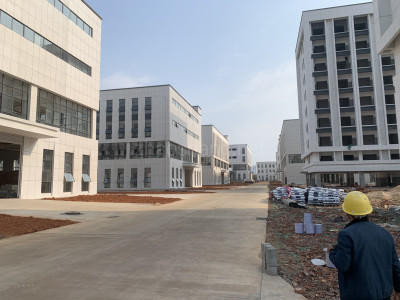 吉安厂房出租吉安市万安县工业园各类大小厂房出租，紧邻高速、高铁