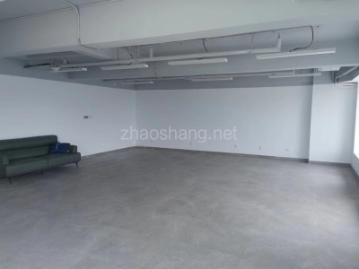 济南历城区230平米写字楼出租 地铁上建 价格面议 交通方便 布局合理