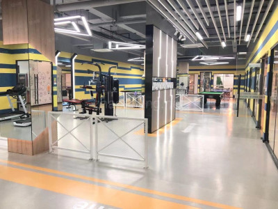 一楼355仓库对外出租 独立中央空调可划分独立办公室
