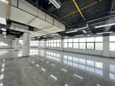 甲方直租人工智能科技园40-7000㎡任选 有政策可谈 临地铁 停车方便 车位充足 随时可看