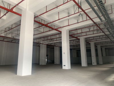 沙坪坝区厂房出租沙坪坝食品加工厂房出租，面积300平米起租，可以办证